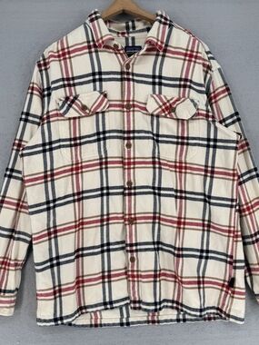 Patagonia Fjord Flannel Cream Plaid Button-Up Shirt with Double Pockets